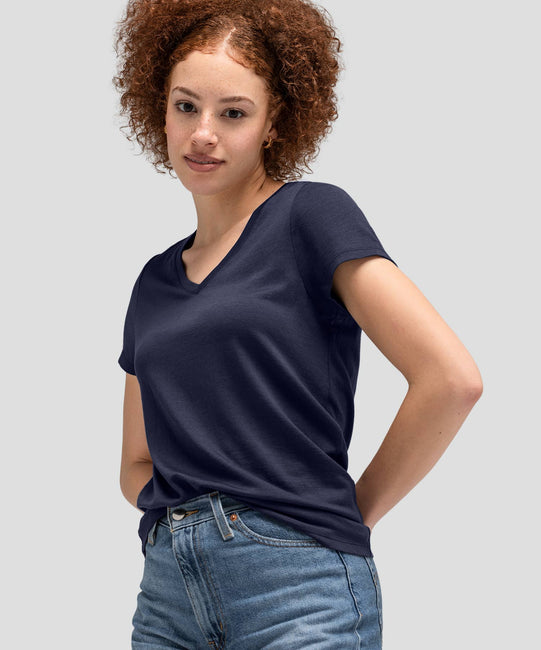 Women's Slim Travel Pants + T-Shirt Bundle