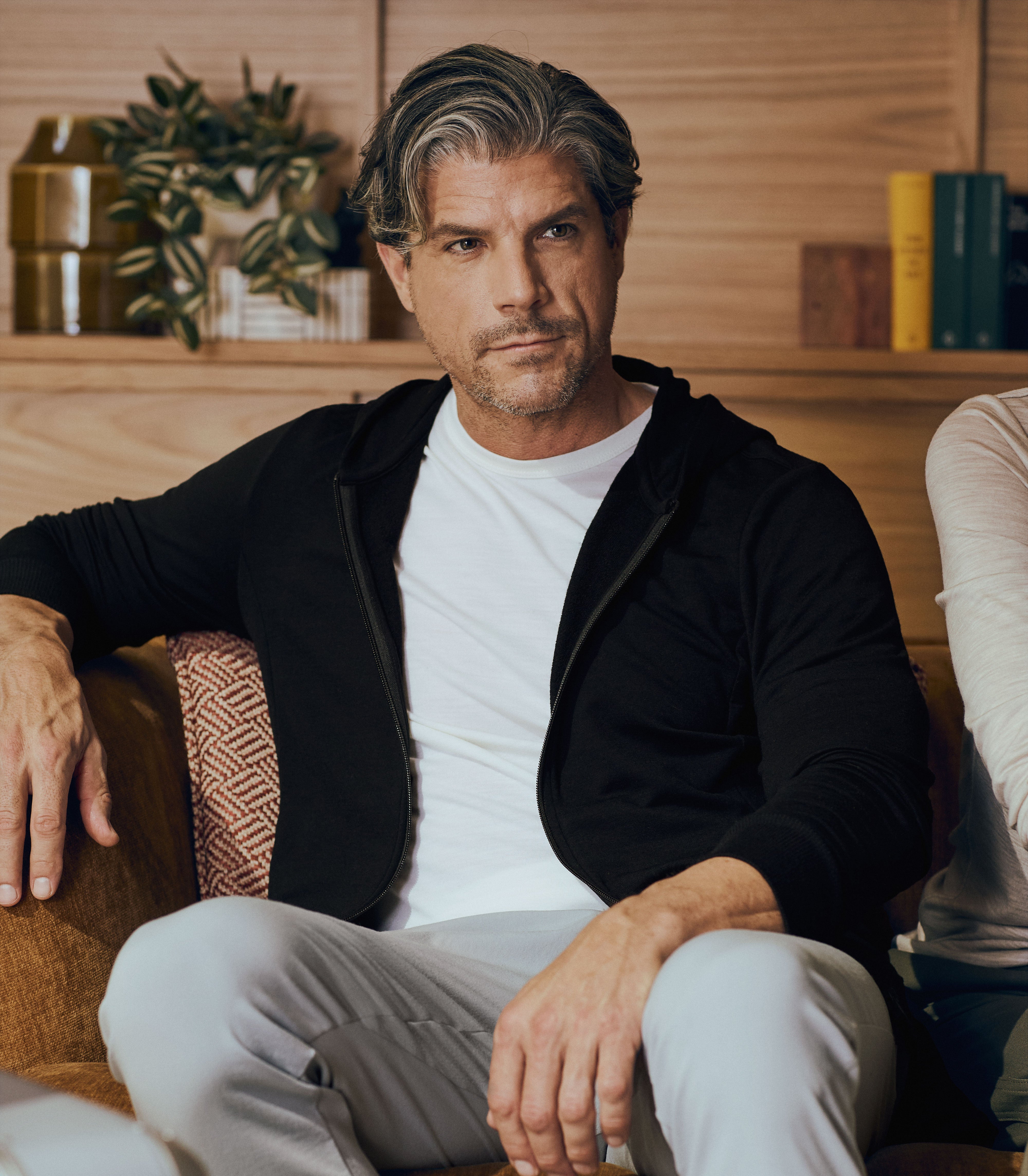 Men's Compact Travel Hoodie | Unbound Merino