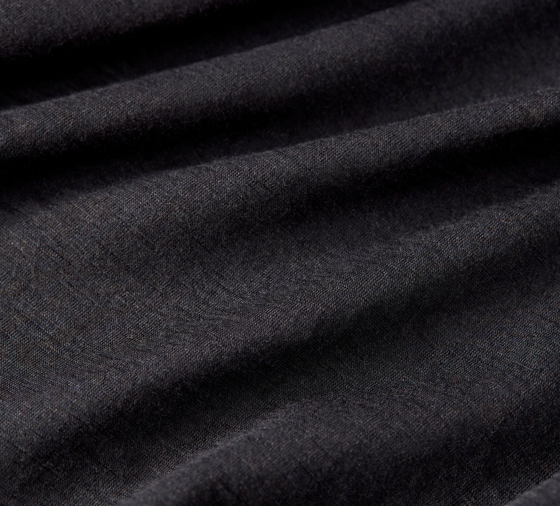 Carryology Meili Travel T-Shirt