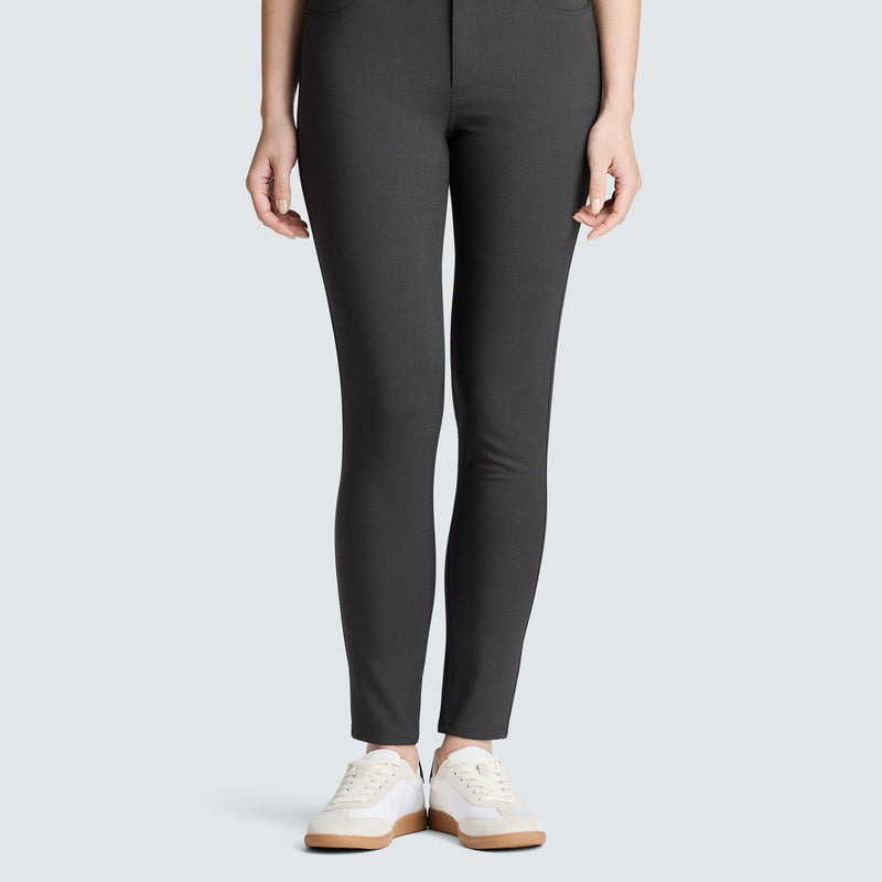 Women's Slim Travel Pants + T-Shirt Bundle