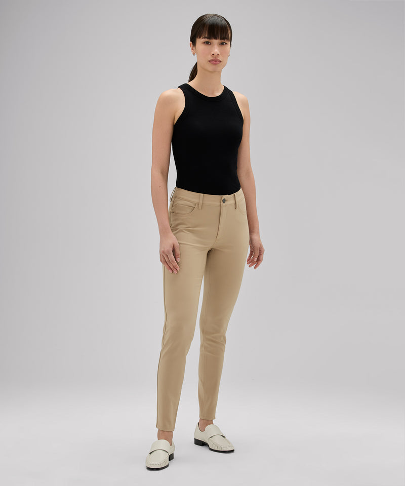 Women's Slim Travel Pants + T-Shirt