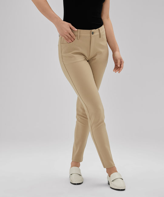 Women's Slim Travel Pants + T-Shirt