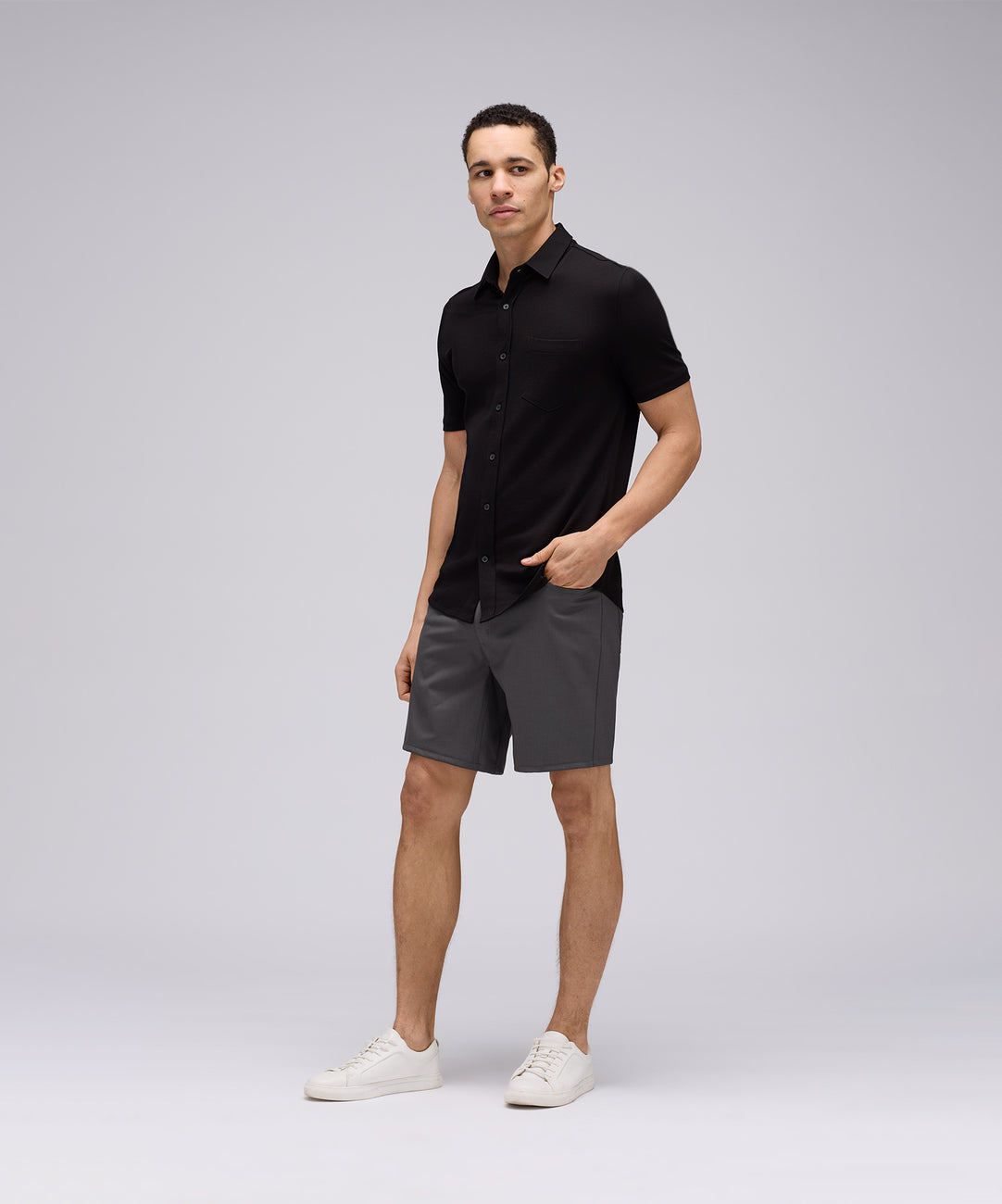 Short Sleeve Merino Button-Up - Black